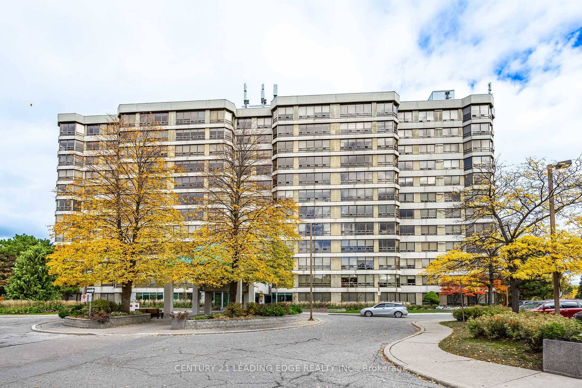 Welcome to Pinnacle I, a rare gem overlooking the serene Etobicoke Creek ravine.