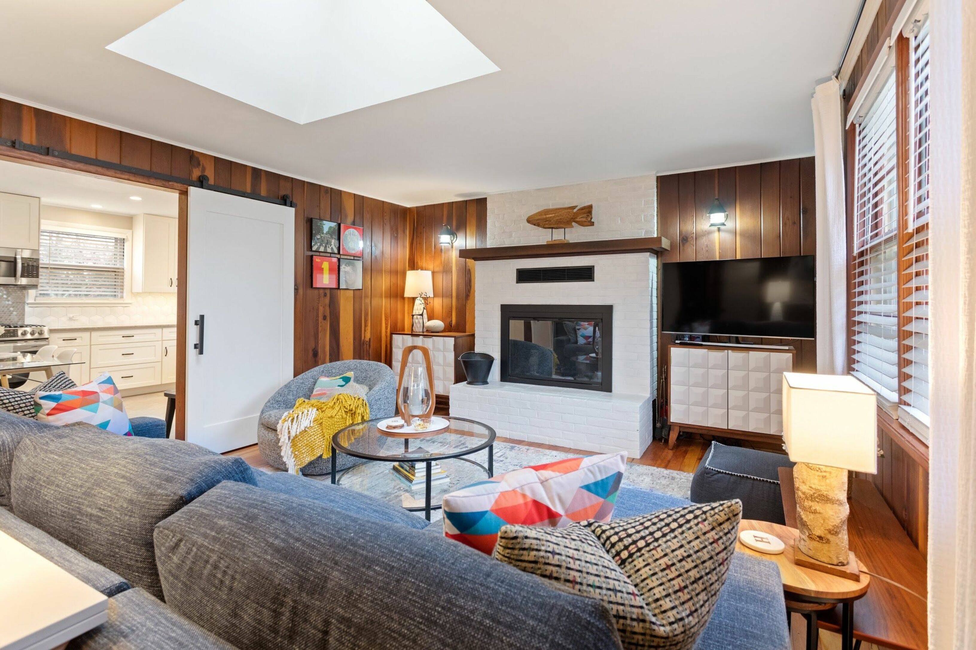 Crisp Renovation Within Southampton Shores Beach Community!