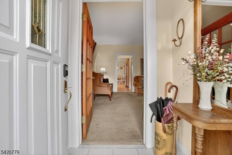 Welcome to 98 Hedden Terrace, a charming single family home in the heart of North Arlington, NJ !