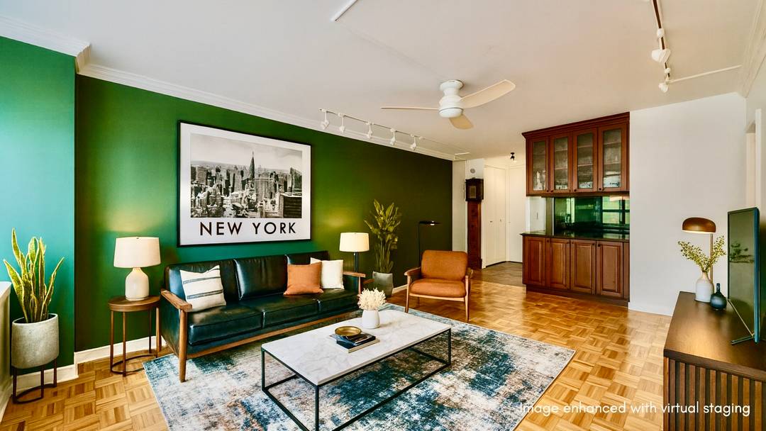 2BD 2BA The Savannah ! ! Here is an incredible opportunity for a two bedroom, two bath apartment at the Savannah, just three blocks from Central Park West.