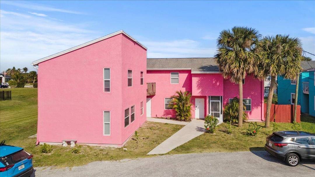 Rare opportunity to acquire two adjacent fourplex buildings totaling 8 large 2BR 1.