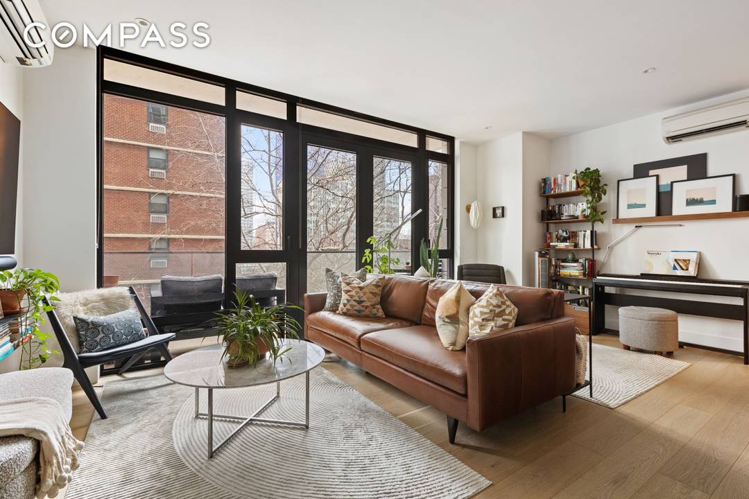 Perfectly positioned in the heart of Downtown Brooklyn, Residence 6A at 112 Fleet Place offers a rare opportunity to own a sophisticated two bedroom, two bathroom home at Alfred on ...