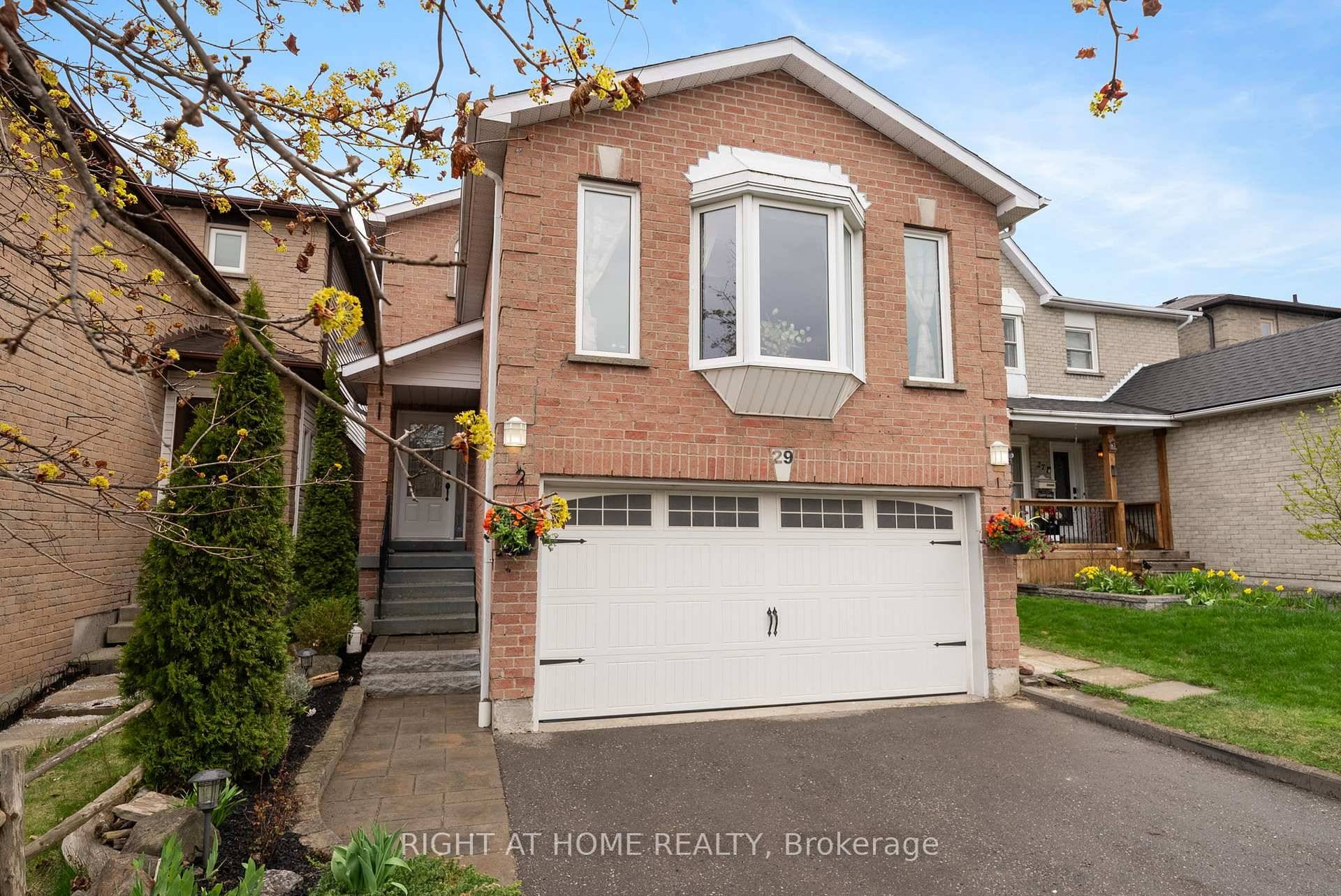 Welcome to 29 Fairmeadow Place, a beautifully maintained two storey home offering the perfect blend of comfort, convenience, and investment potential.