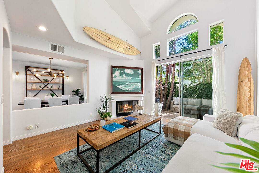 6477   Zuma View Pl 3BR Malibu La