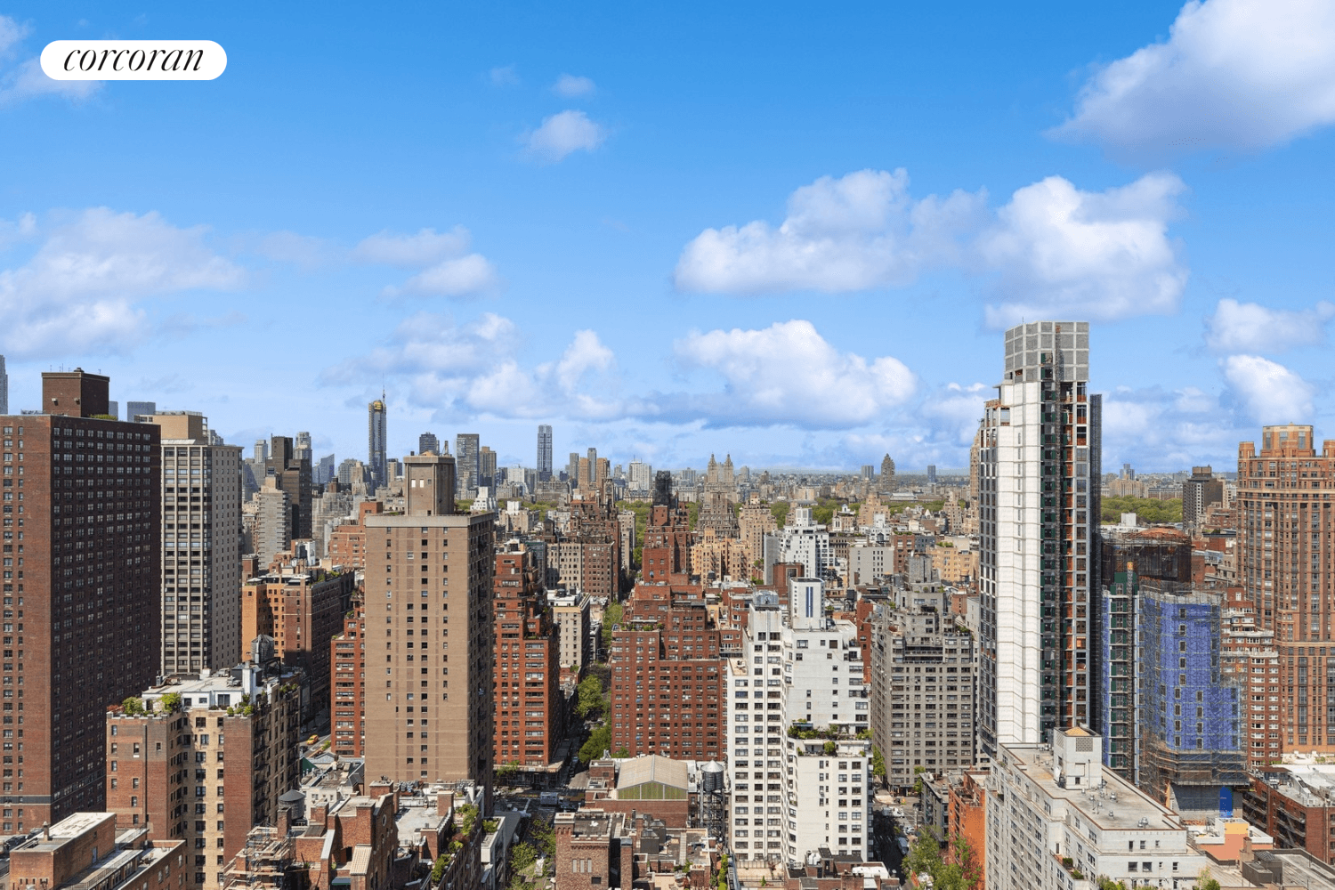 JUST LISTED HIGH FLOOR, CORNER 1 BR 1.