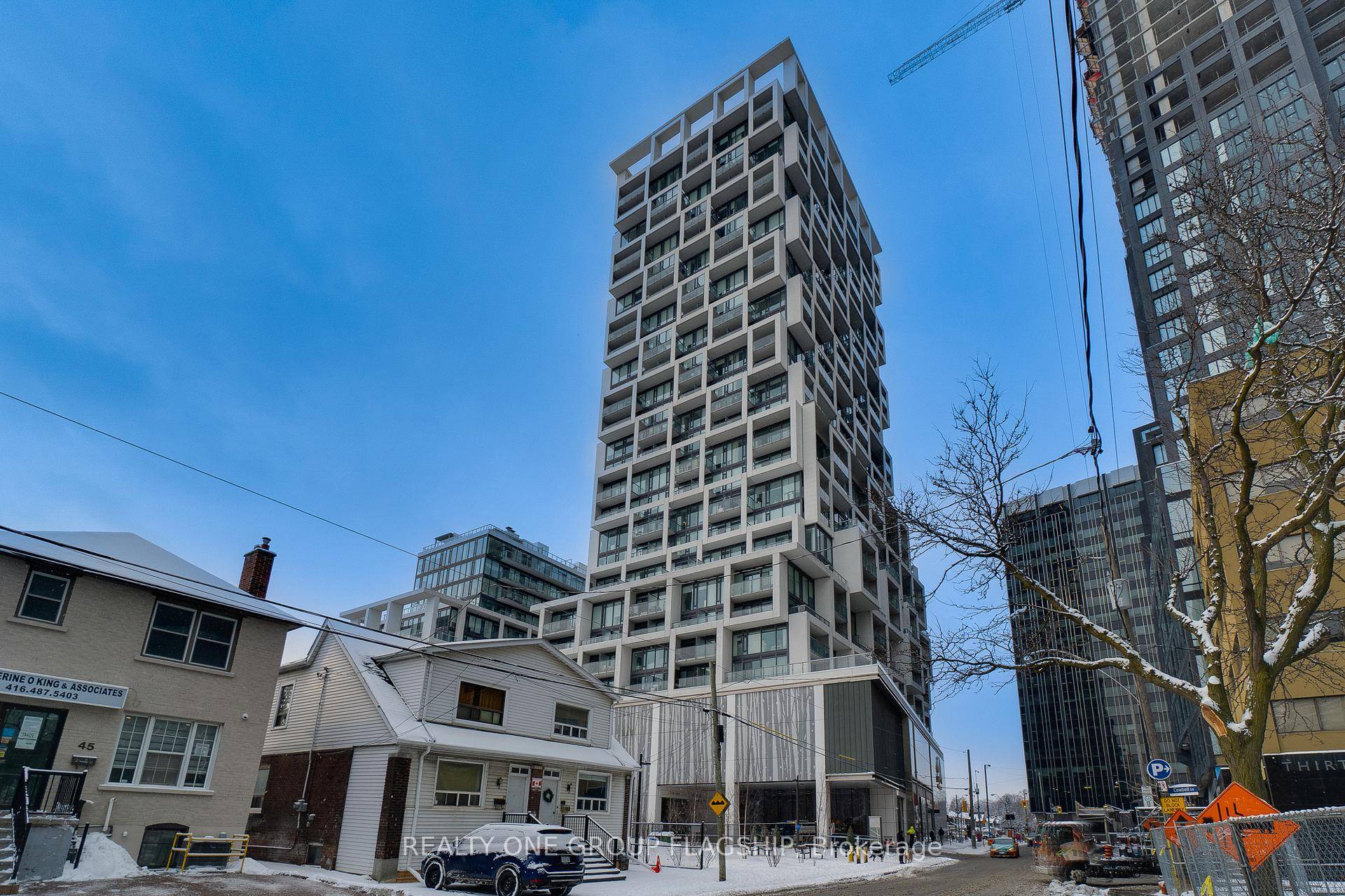 Welcome to the Award Winning Art Shoppe Condos located in trendy and desirable Midtown Yonge Eglinton.