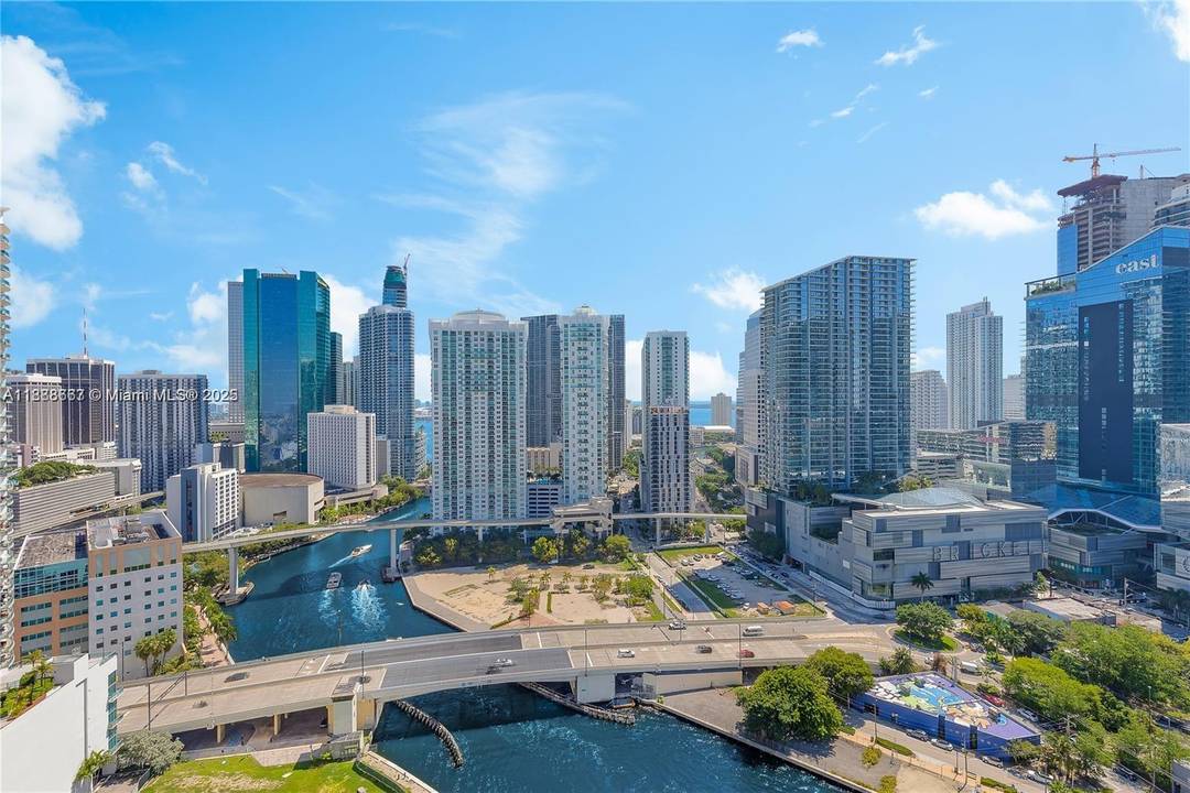 Welcome to Mint Condominium where luxury meets lifestyle in the heart of Miami.