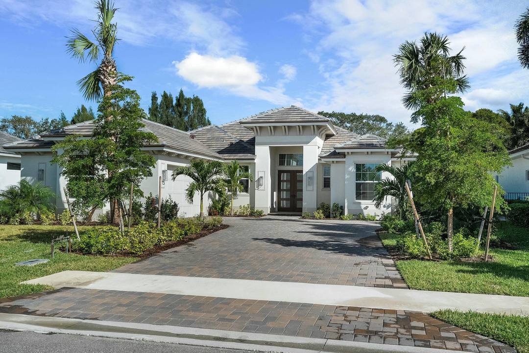 This 3 bedroom, 4. 5 bath plus club room move in ready home showcases exceptional finishes throughout its 2, 821 square feet of air conditioned living space.