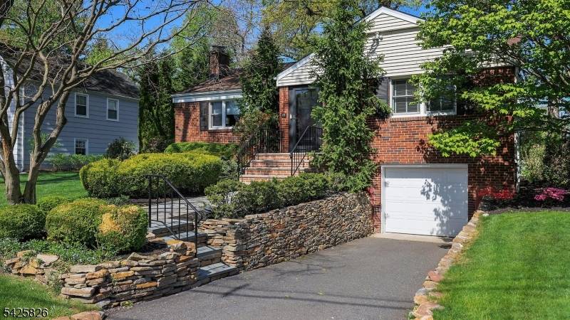 Nestled in the highly sought after Wychwood section of Westfield, this stunning, meticulously maintained ranch offers the perfect blend of luxury, comfort, and effortless living.