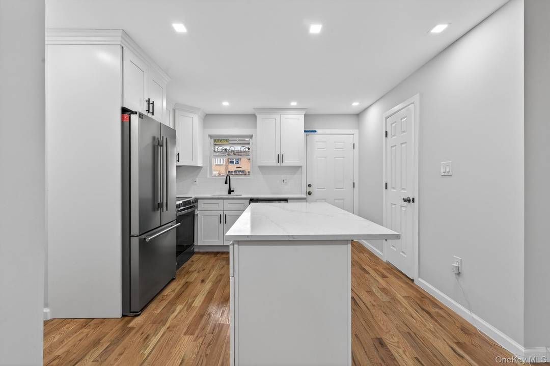 Space, style amp ; modern luxury come together at 592 Powell Street.