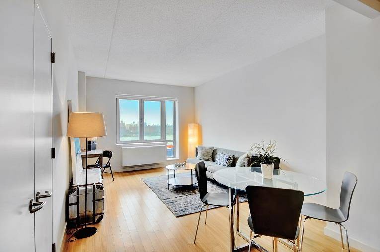 First Showing will be Sunday, September 8th, 10 00am 11 00amRENT STABILIZED STUDIO APARTMENT IN MODERN SILVER LEED BUILDING.