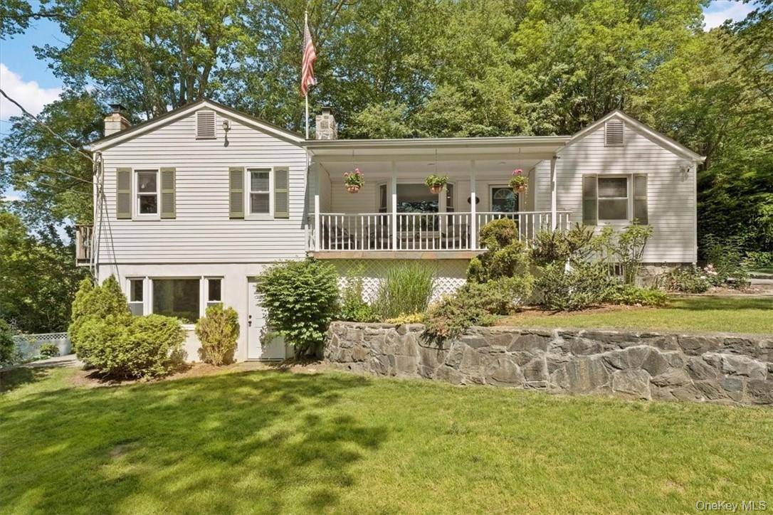 FURNISHED RENTAL ! Available Sept through June.