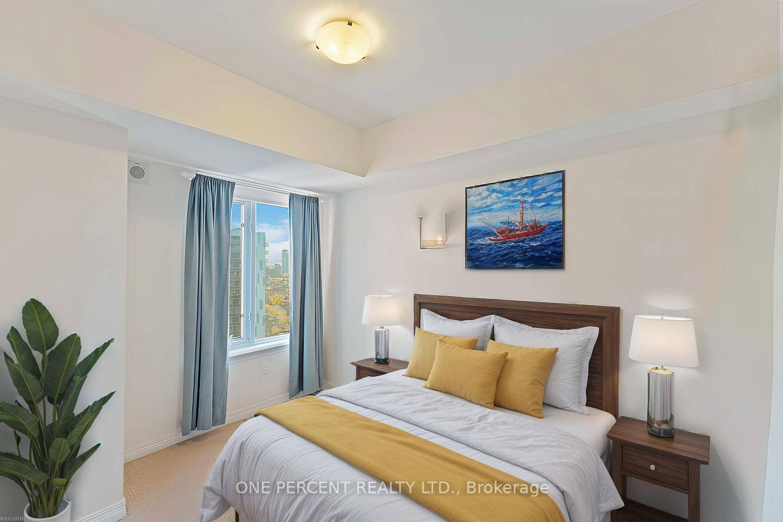 Executive corner unit with breathtaking views !