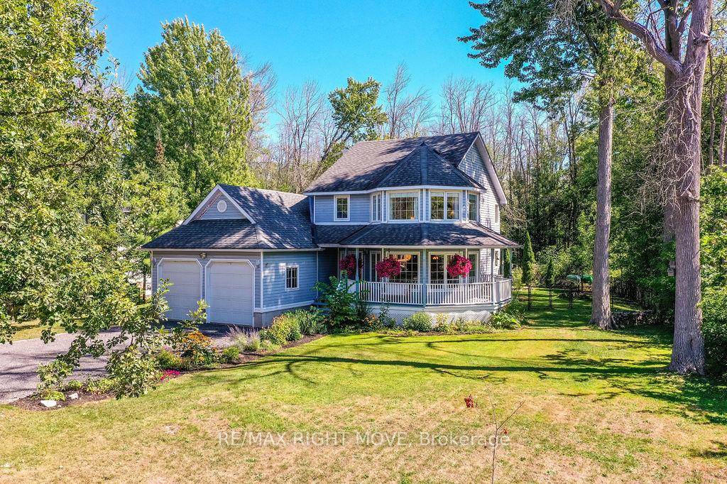 This charming 2 storey home is located in an amazing neighbourhood on a quiet dead end street, just across the road from beautiful Lake Couchiching.
