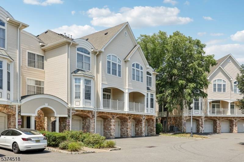 Available Immediately. 1 yr Lease Min.