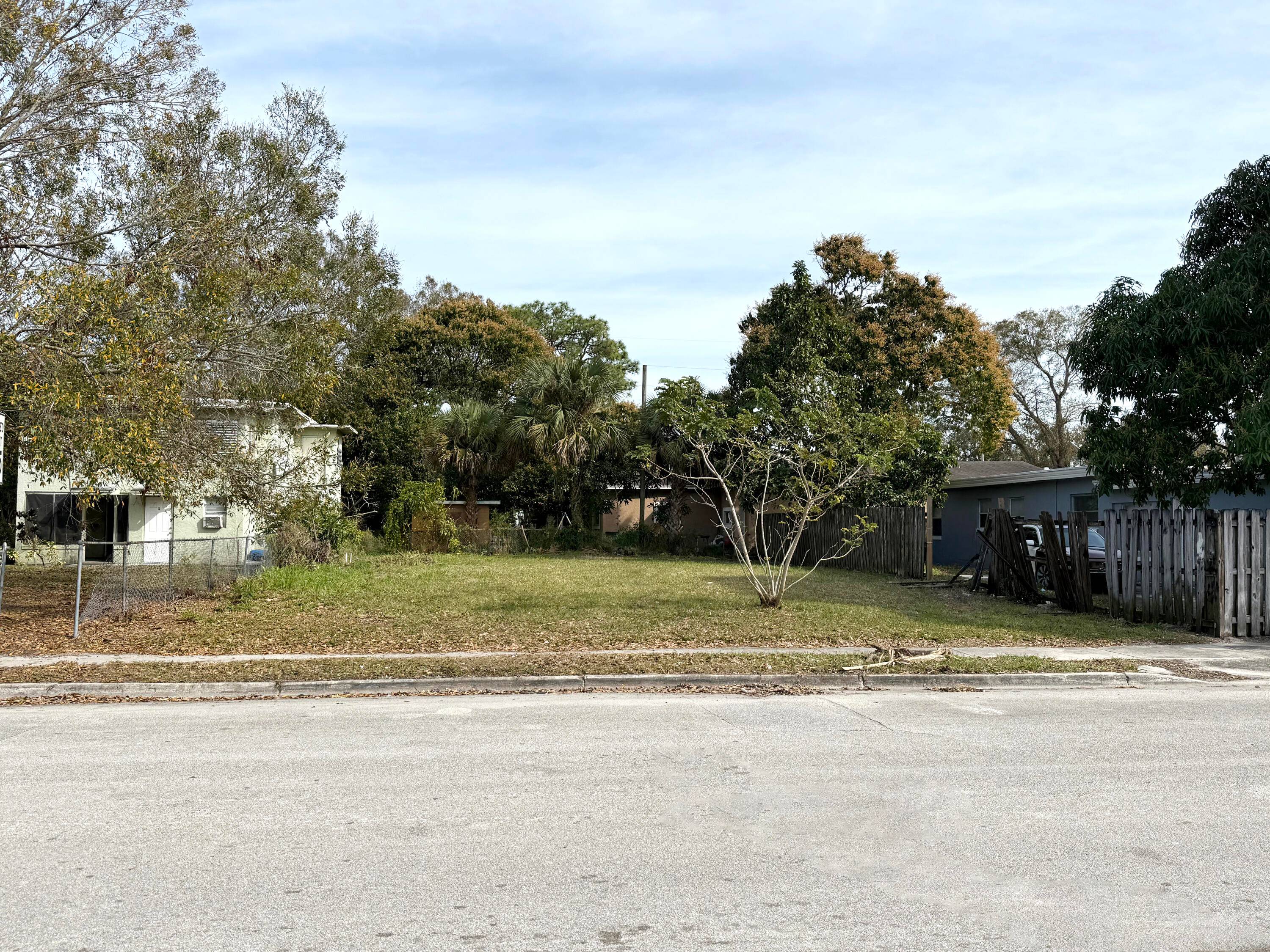 This is a great lot to hold as an investment or build a home.