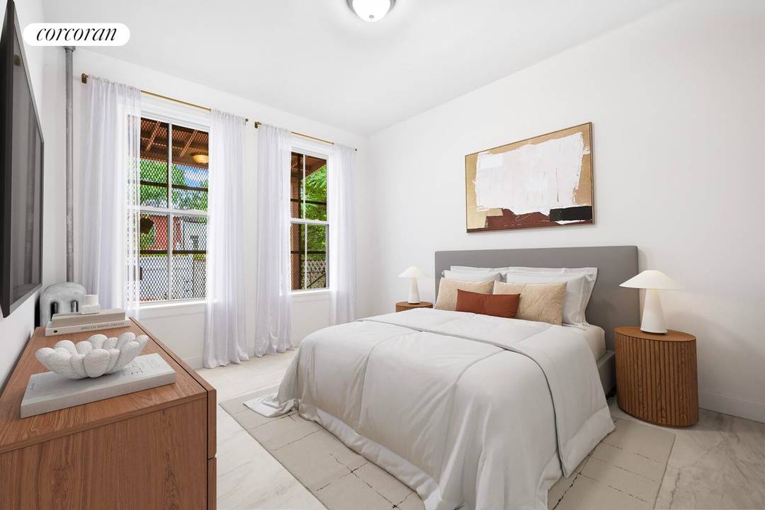 BACK ON THE MARKET VACANT amp ; WITH A NEW PRICE !