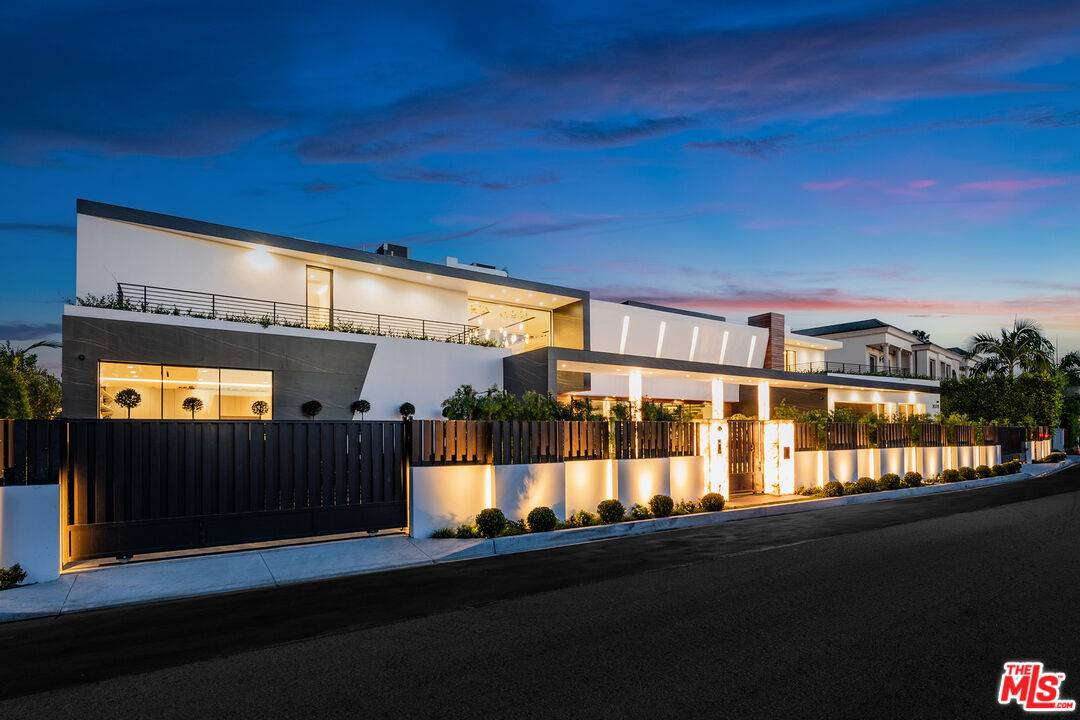 2078   Stradella Rd 6BR Bel Air La