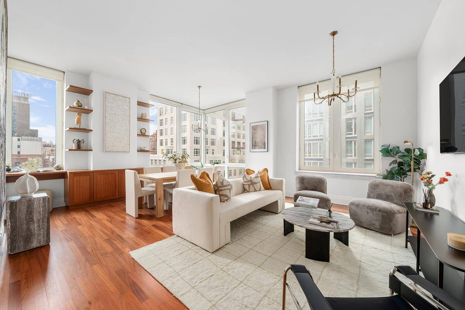 Welcome to Residence 10C at The Seville, one of New York City's most sought after high rise condominiums designed by the renowned architect Robert A.