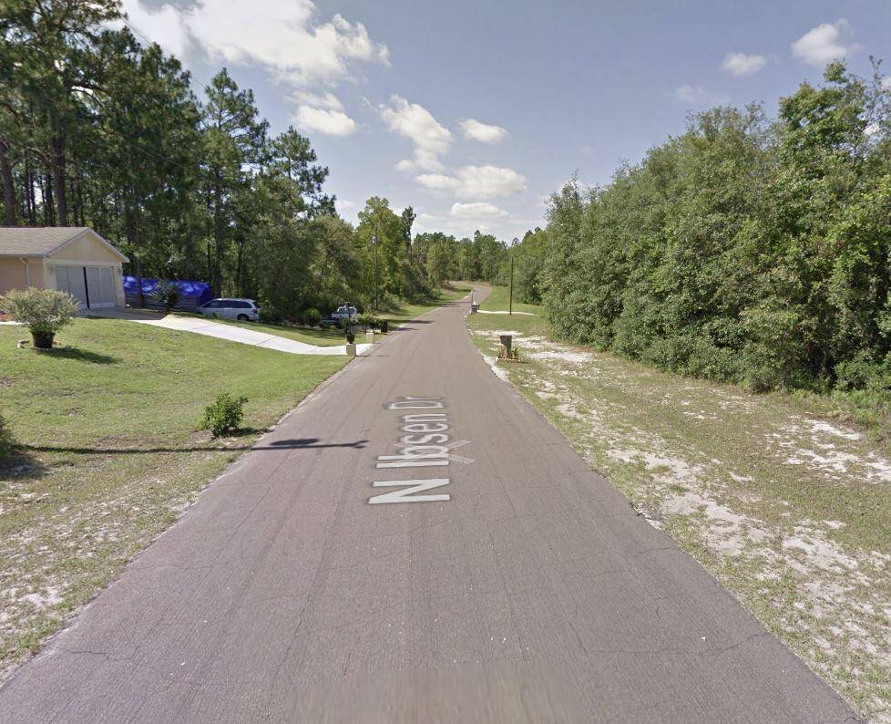 Build your dream home on this beautiful oversized 0.