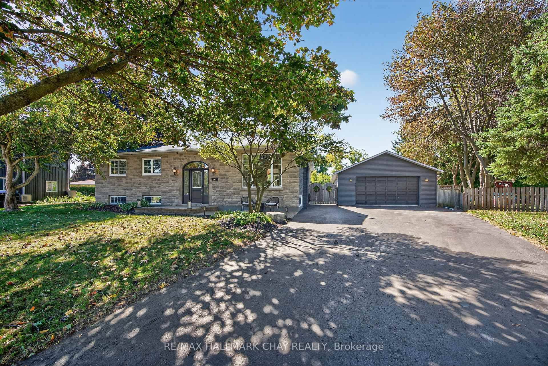 Welcome To Your Dream Oasis In A Quiet Hamlet.
