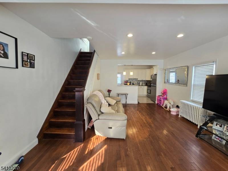 Within in close proximity to parks, shopping centers, transportation stations to NY bus and trains.