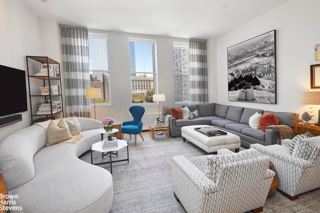 WEST CHELSEA LOFT ONE BEDROOM DEN CONDOMINIUM Welcome to 6C at LOFT25, a sophisticated 1, 199 square foot one bedroom plus den home office residence ideally located on a charming ...