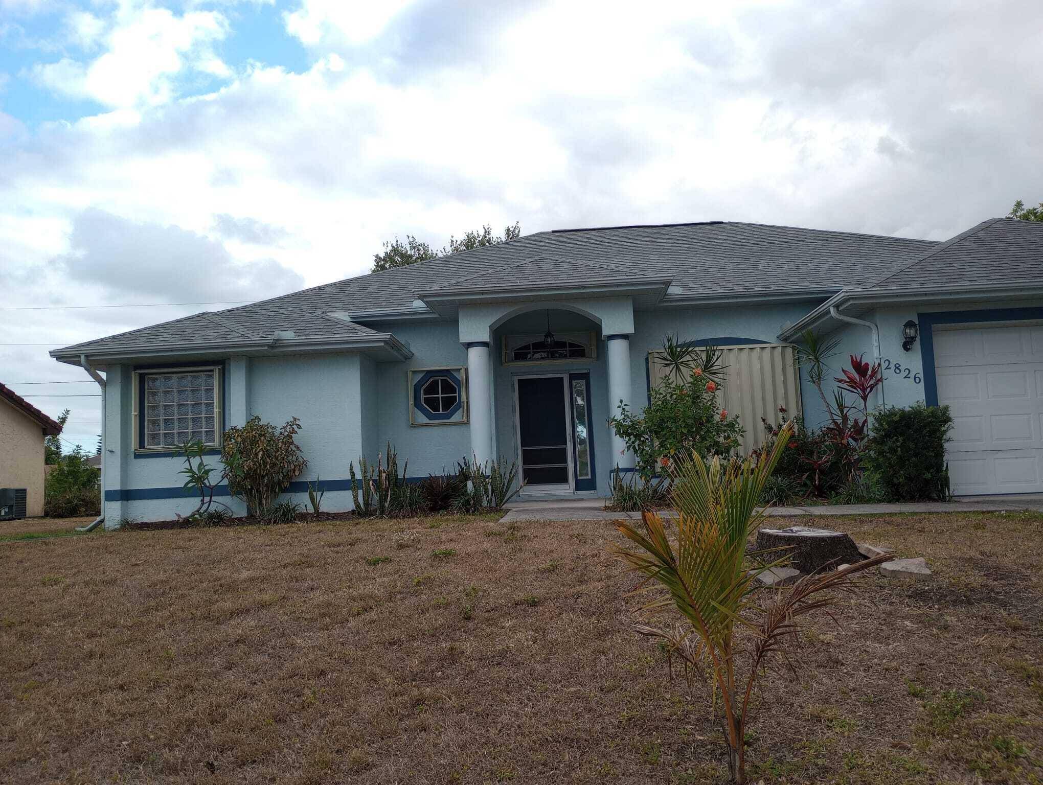 Beautiful spilt plan 3 bed 2 bath home with a large yard and screened in back porch.
