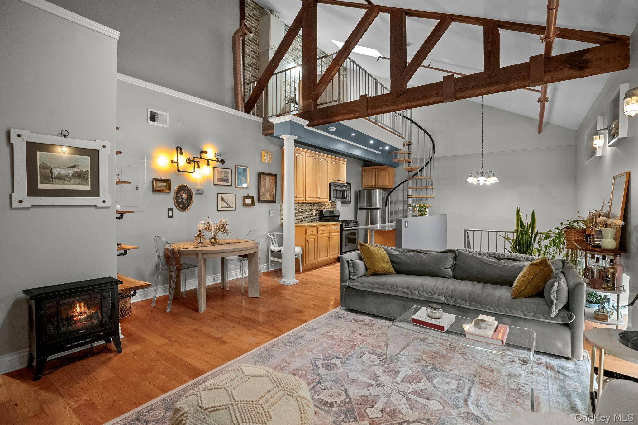 Discover this stunning penthouse in Ossining s landmark 1820s schoolhouse conversion, where SoHo loft vibes blend with Hudson Valley charm.