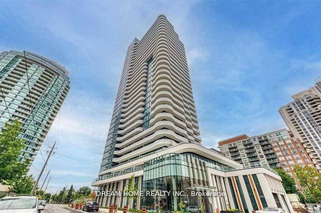 A bed room share with other gentle man, Brand New Building.