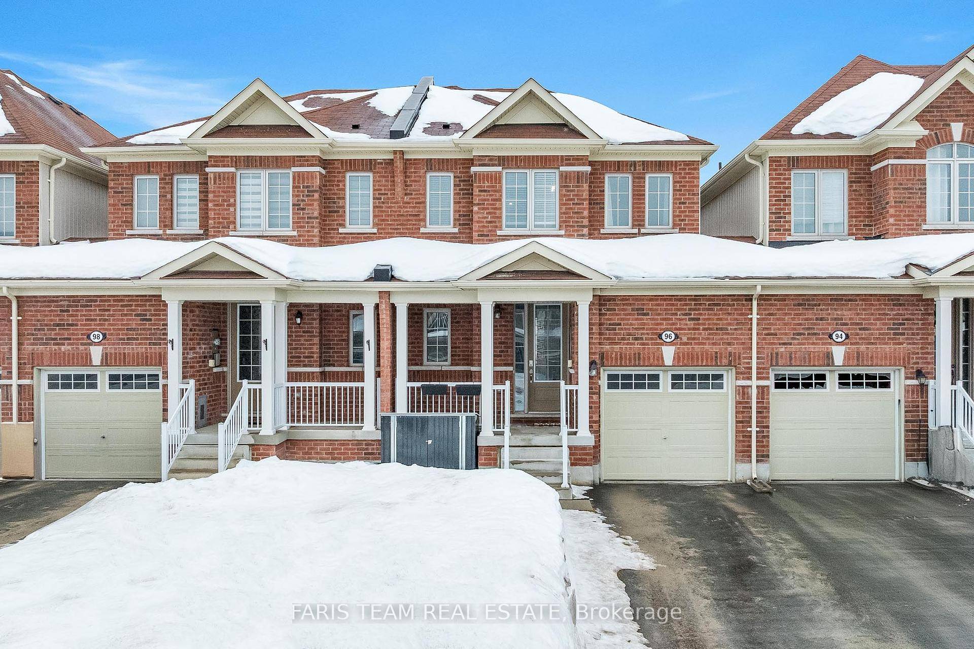 Top 5 Reasons You Will Love This Home 1 Stunning home finished from top to bottom and completely move in ready, featuring a beautifully upgraded kitchen and bathrooms, including a ...