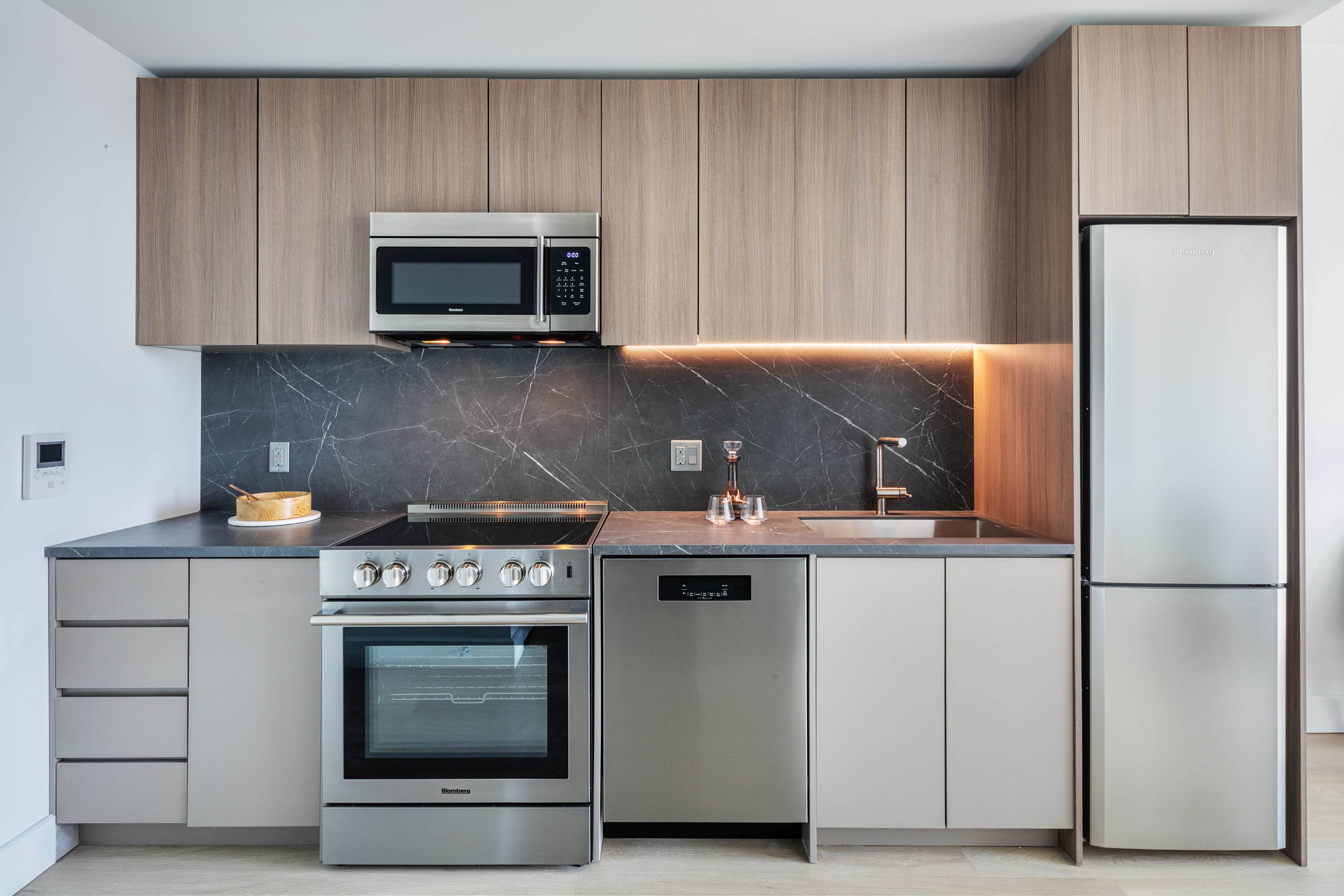 Beautiful 1. 5 bed 1 bath apartment.
