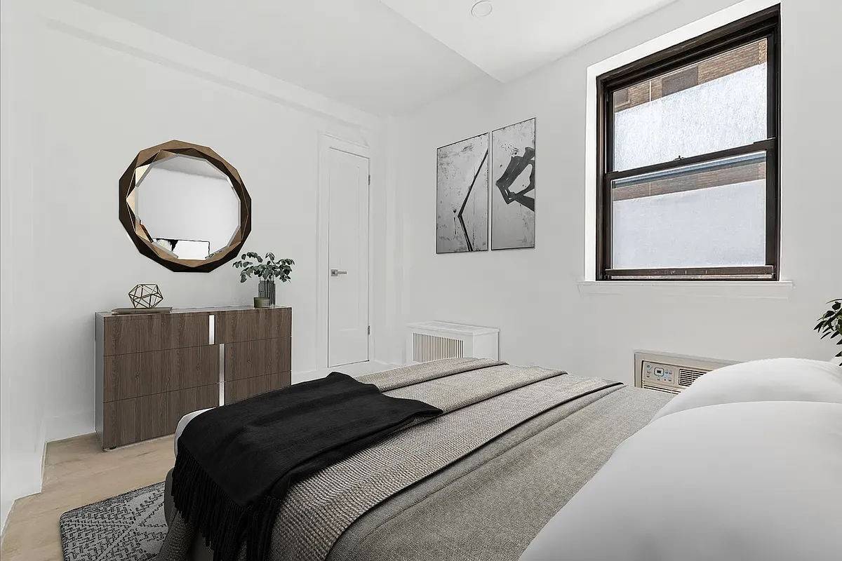 TRUE 2BR WITH LARGE COMMON SPACE !