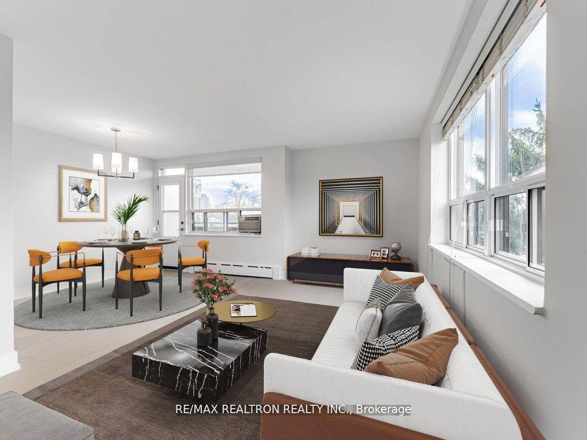 Bright, Spacious and Totally Updated 1 Bedroom Corner Suite in Boutique Building.
