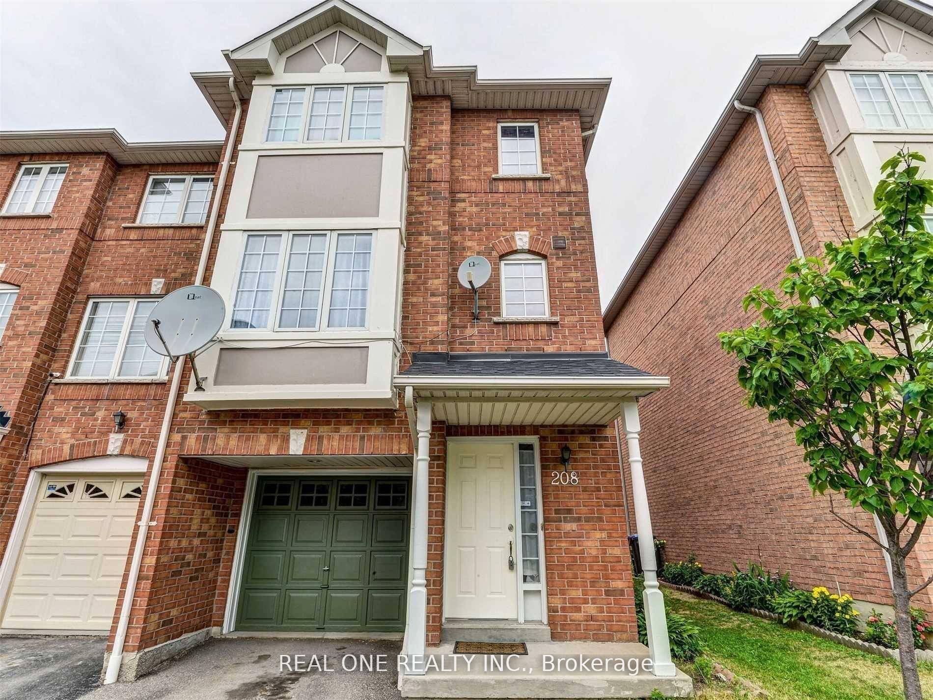 Excellent Value For A Downtown Mississauga Townhouse End Unit.