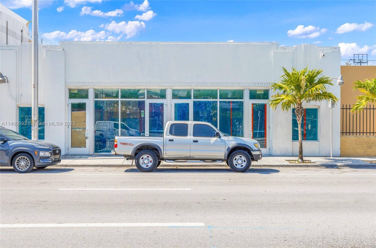 Open your business on Miami s vibrant West Flagler St.