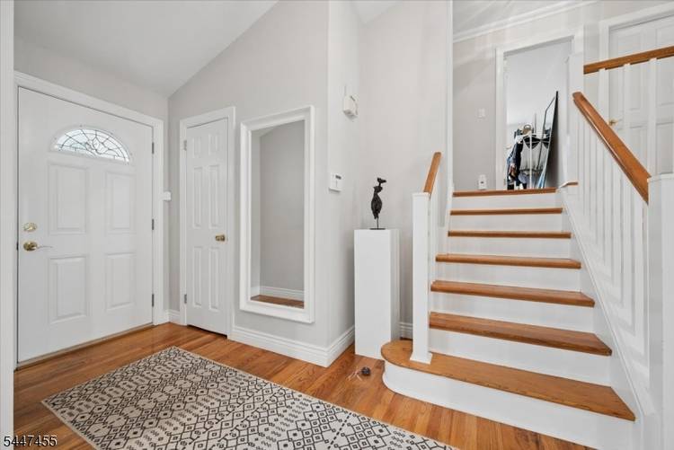 Beautiful Updated Clean 4BR, 2 Full Bath 2 Half Bath Colonial Split AVAILABLE August 1st Located in Desirable Quiet Residential Neighborhood Within 2 Min to Downtown Stores, 2 Car Att ...