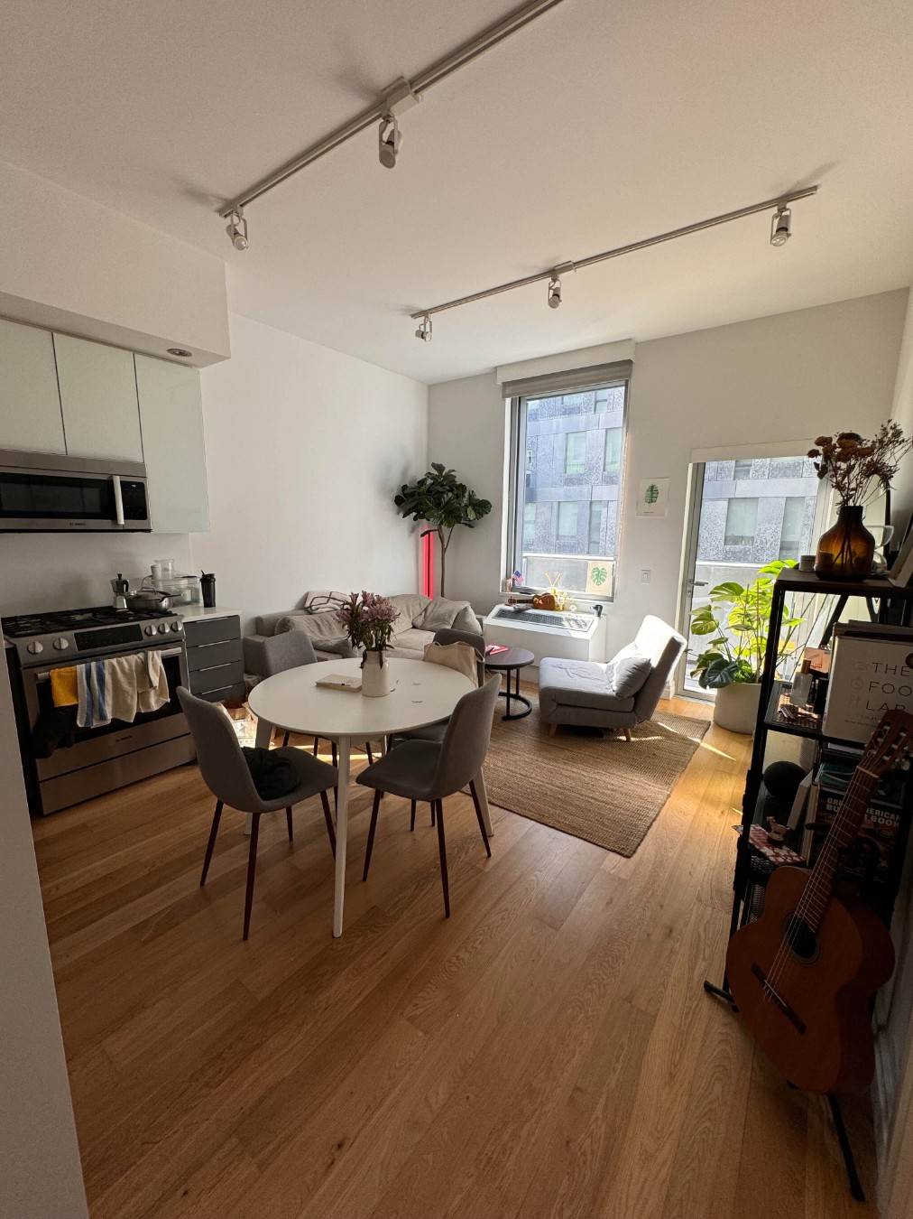 Spacious 1 true bedroom with private outdoor terrace, Williamsburg Bridge views, high ceilings, and a ton of light !