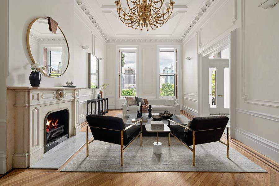 Set on the most revered block in Brooklyn, 75 Columbia Heights has a commanding presence, overlooking the scenic expanse of New York Harbor and the Manhattan skyline.