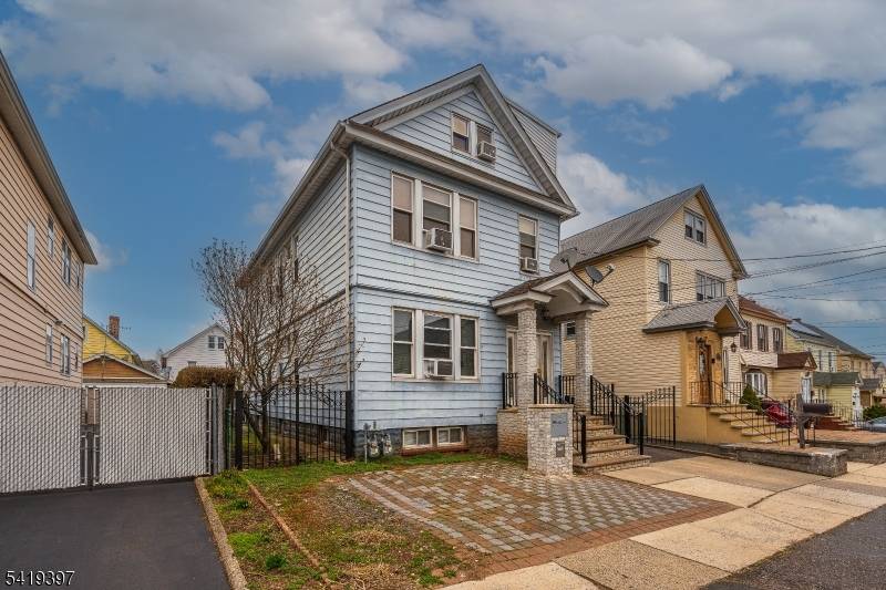 Concord Pl Elizabeth City New Jersey Multi-Story