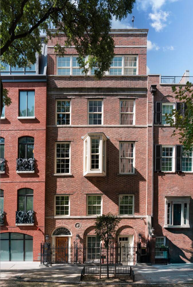 6 Sutton Square A rare jewel on the East River, 6 Sutton Square is one of New York City's most storied private residences.