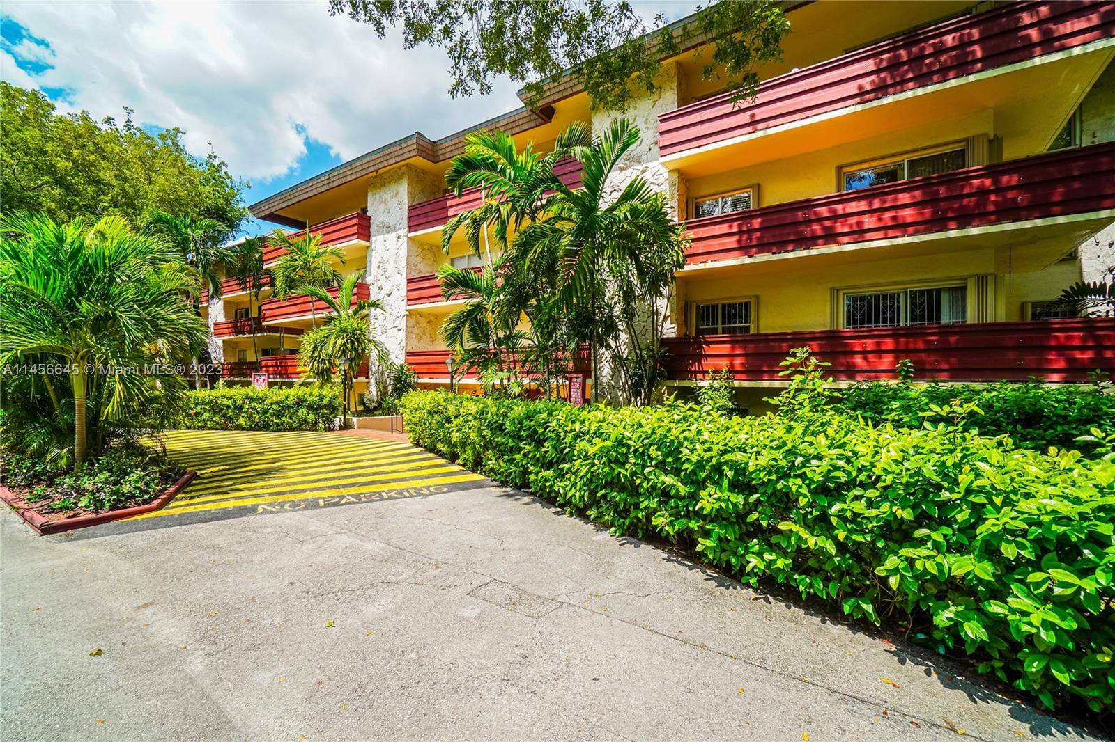 1205 Mariposa Ave, Coral Gables, FL, 33146 1 BR for sale, Residential