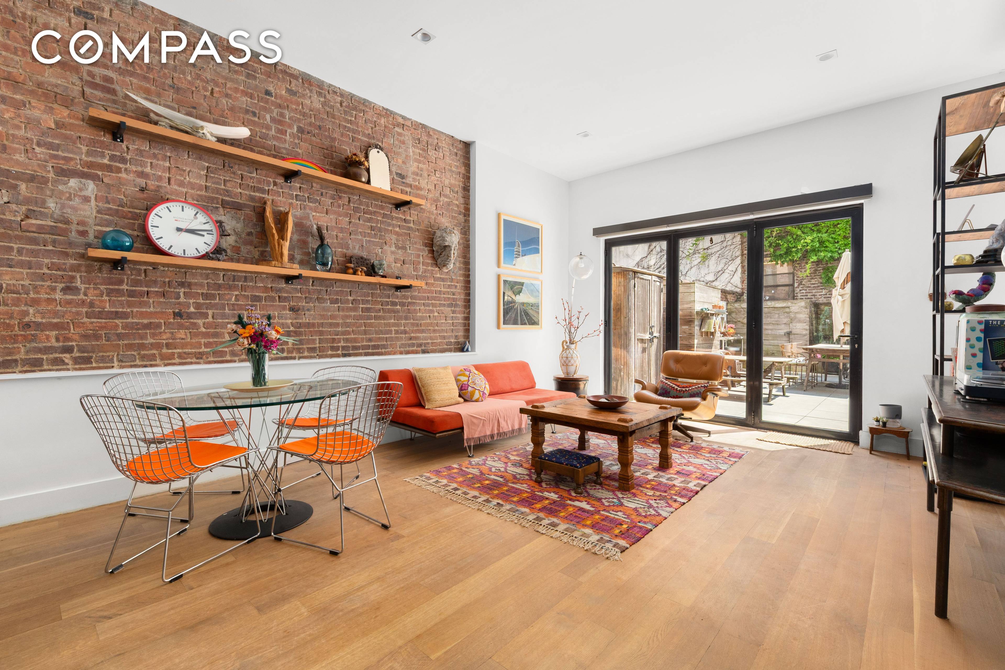 Stunning and spacious garden residence with a massive backyard.