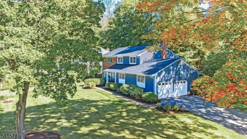 Spring Ridge New Listing !