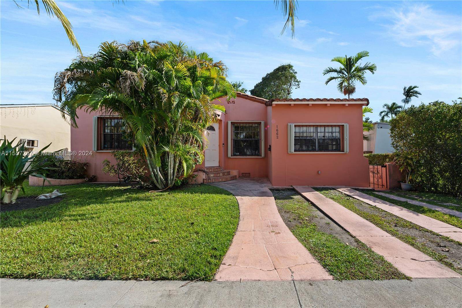 1662 SW 18th St Residential Florida