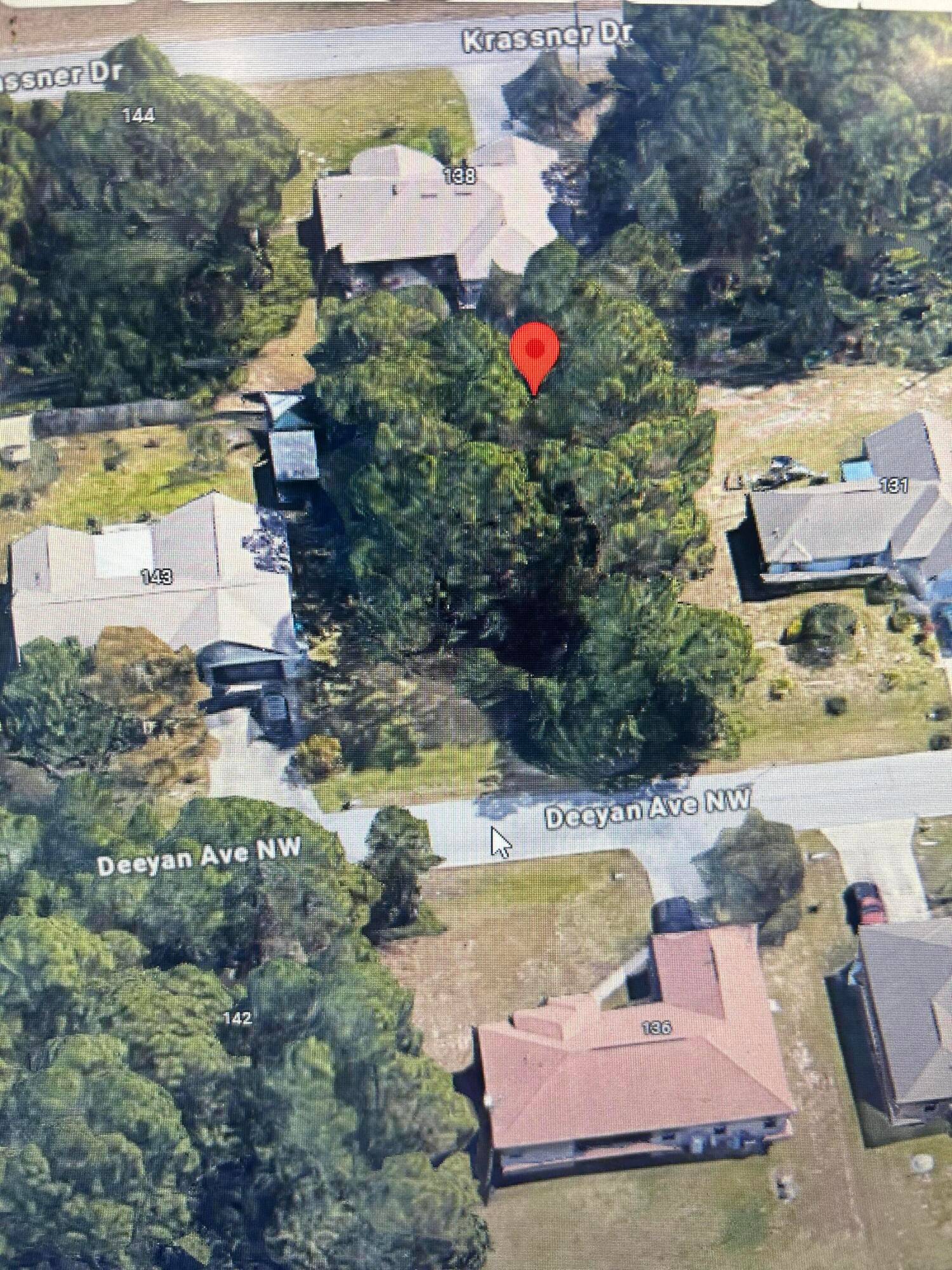 Great Lot to build you dream home, great neighborhood, close to everything.