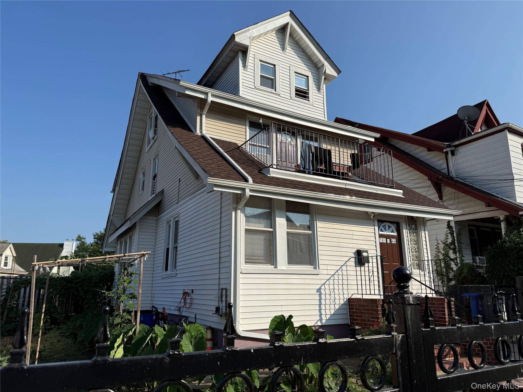 Recently renovated Detached 2 family house in Jamaica Hills, featuring a 3 bed 1 bath unit on 1st fl, a duplex 4 bed 2 bath unit on 2nd 3rd fl, ...