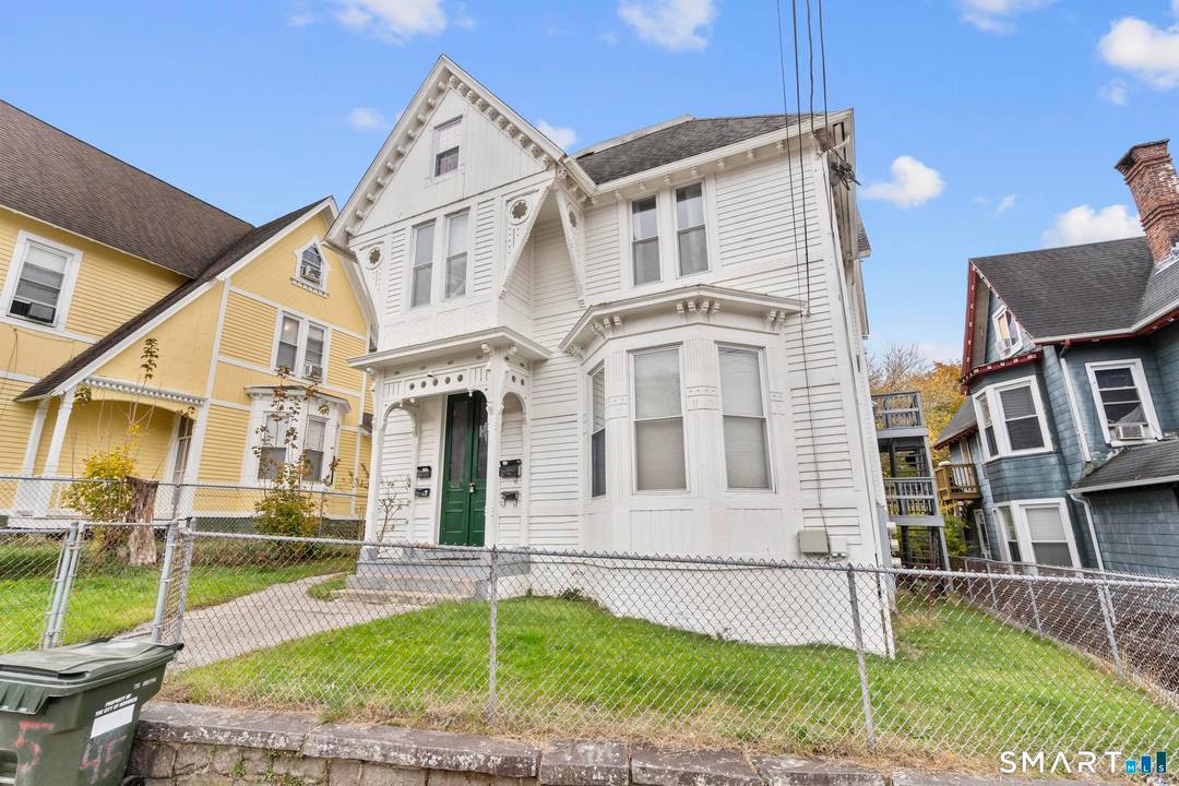 Well maintained 4 unit multifamily with separate tenant paid utilities.