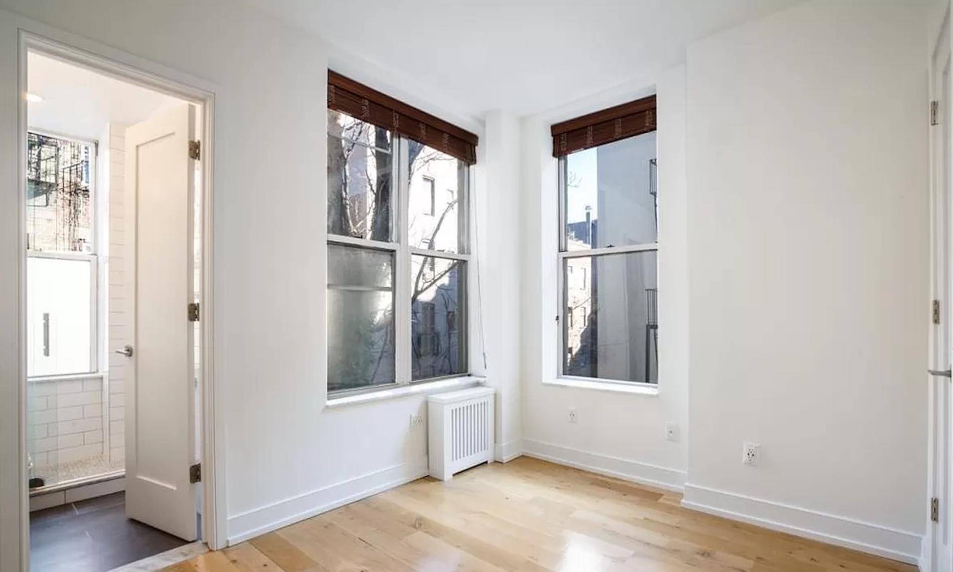 EV229 2 Bedroom Den, 2 BathroomWasher Dryer in UnitThird Floor Walk UpIntroducing The Newest Rental Collection in The East Village.