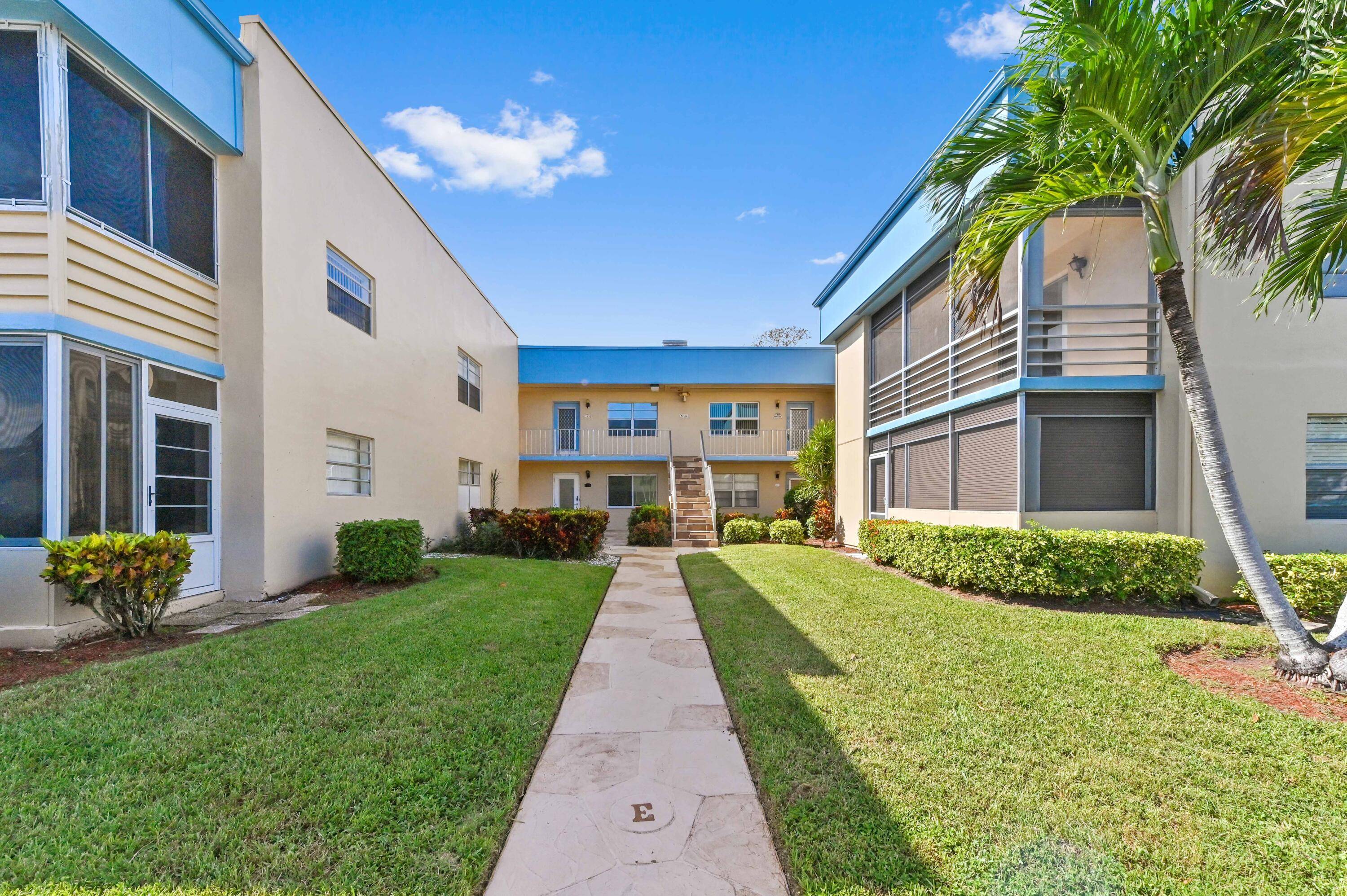 Discover upscale, comfortable living in the highly coveted Kings Point active adult community, based in the sun soaked locale of Delray Beach, Florida.